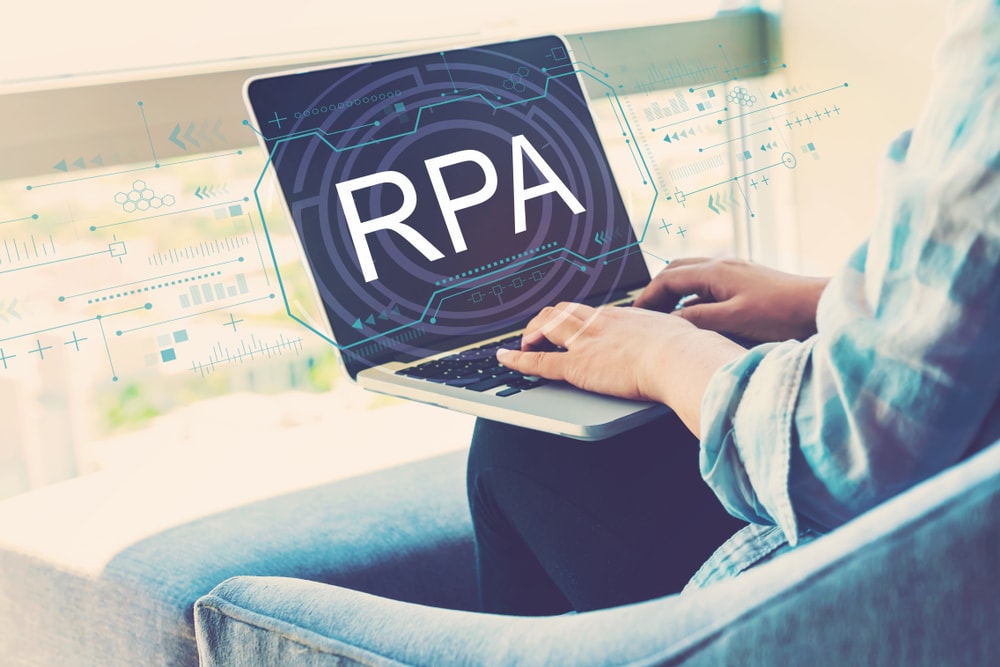 日本企業の経理部門になかなかRPAが導入できない原因｜時間がない、RPA購入の稟議が起こせない、結局「変えられない」